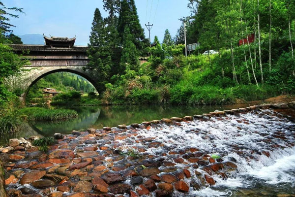丽水遂昌千佛山南尖岩汤显祖纪念馆长濂历史文化村